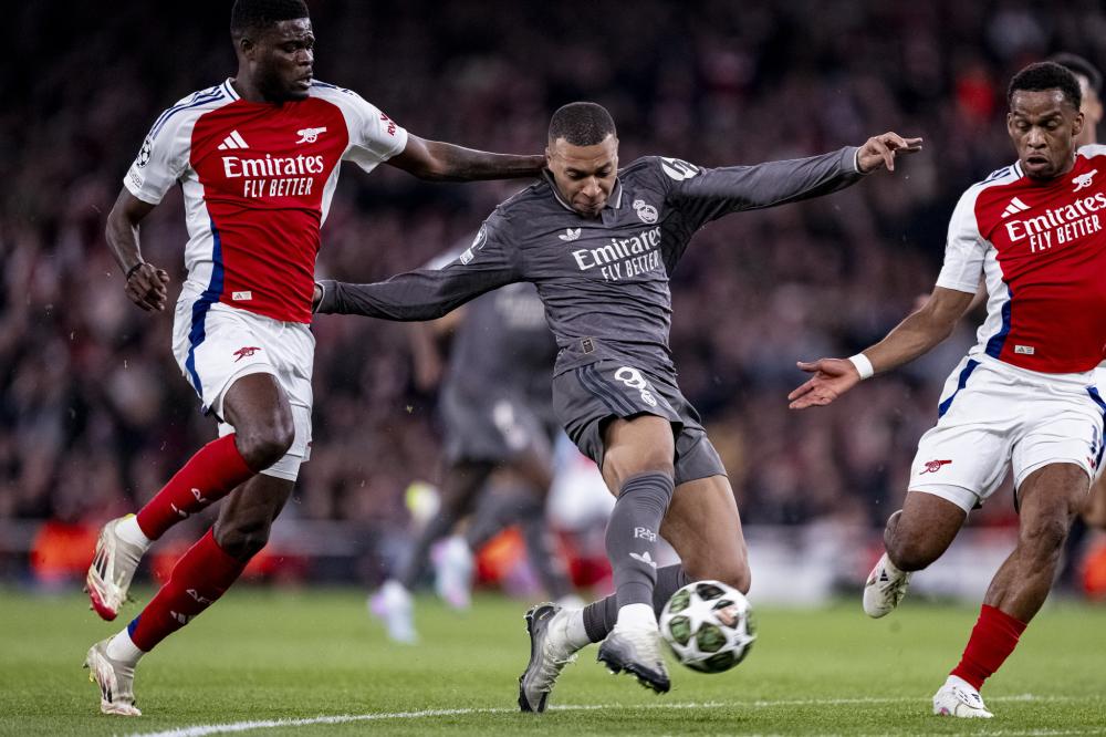 PBA变色龙保龄球巡回赛｜ 大马首位夺PBA巡回赛冠军 敦哈金缔造历史.